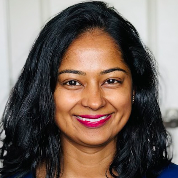 PALLAVI PANDE (MOMPRENEUR)